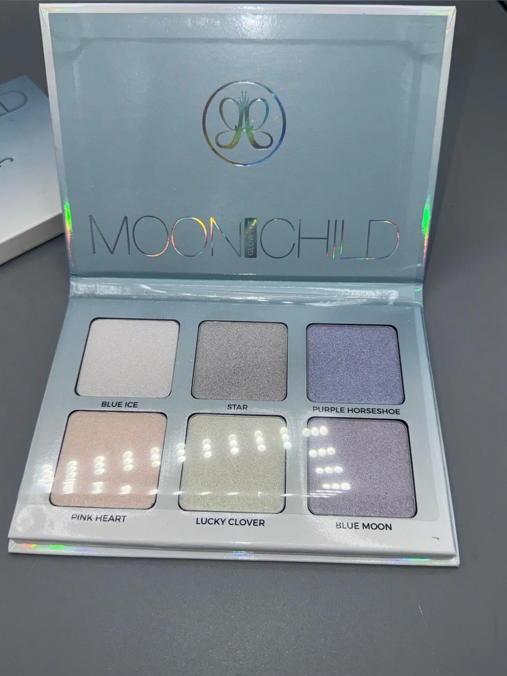 NEW! Anastasia Beverly Hills Moonchild Glow Kit
